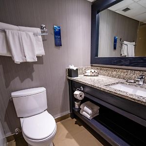 Superior King Room Bed